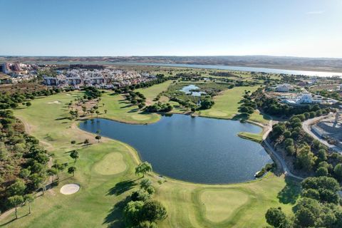 Villa en Ayamonte, Huelva, Ayamonte - € 275.000 | Ref: RAC002231/10841 - photo 1