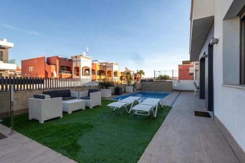 Villa i Orihuela Costa, Alicante, Orihuela Costa - € 490.000 | Ref: MLSC9035284/13477 - foto 29