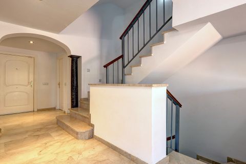 Stadthaus in La Duquesa, Malaga, La Duquesa - € 495.000 | Ref: R5327773 - Foto 5