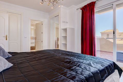 Stadthaus in La Duquesa, Malaga, La Duquesa - € 495.000 | Ref: R5327773 - Foto 12