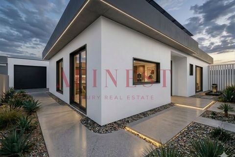Villa i Quinta do Anjo, Setubal, Quinta do Anjo - € 750.000 | Ref: L2403/26 - foto 3