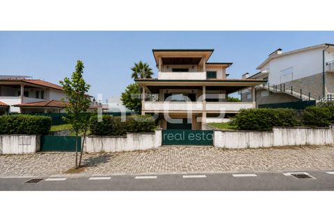 Villa i Guimaraes, Braga, Guimaraes - € 499.000 | Ref: BG-H3AS_109 - foto 1