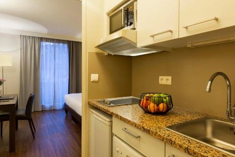 Erhvervsejendom i Lyon, Rhone, Lyon - € 111.000 | Ref: 952719BE707A40A2 - foto 3