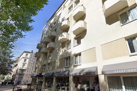 Erhvervsejendom i Lyon, Rhone, Lyon - € 111.000 | Ref: 952719BE707A40A2 - foto 9