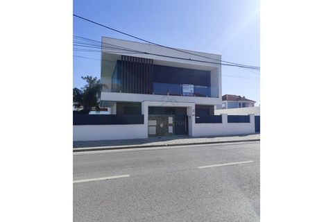 Villa i Corroios, Setubal, Corroios - € 750.000 | Ref: CAS_200 - foto 1