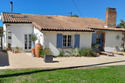 Villa i Confolens, Charente, Confolens - € 135.000 | Ref: BVI83906 - foto 1