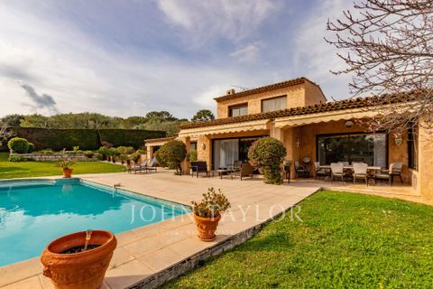 Villa i Antibes, Alpes-Maritimes, Antibes - € 1.490.000 | Ref: V0710AN - foto 4
