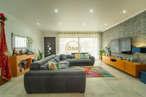 Byhus i Ponta Delgada, Sao Miguel, Ponta Delgada - € 585.000 | Ref: ONE401692-23 - foto 6