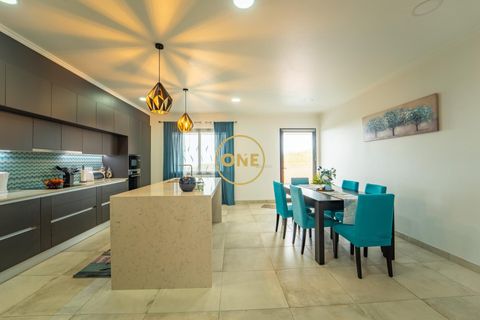 Byhus i Ponta Delgada, Sao Miguel, Ponta Delgada - € 585.000 | Ref: ONE401692-23 - foto 7