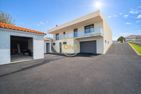 Byhus i Ponta Delgada, Sao Miguel, Ponta Delgada - € 585.000 | Ref: ONE401692-23 - foto 22