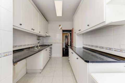Lejlighed i Amadora, Lisbon, Amadora - € 345.000 | Ref: C0409-01971 - foto 5