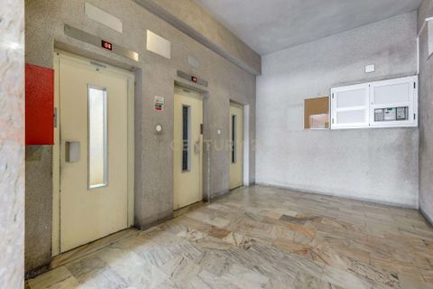 Lejlighed i Amadora, Lisbon, Amadora - € 345.000 | Ref: C0409-01971 - foto 20