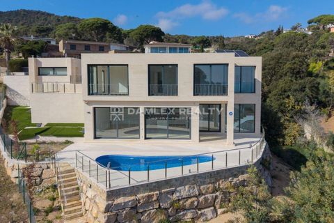 Villa a Tossa De Mar, Gerona, Tossa De Mar - € 1.200.000 | Ref: 75228 - foto 8