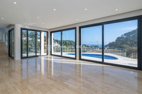 Villa a Tossa De Mar, Gerona, Tossa De Mar - € 1.200.000 | Ref: 75228 - foto 11