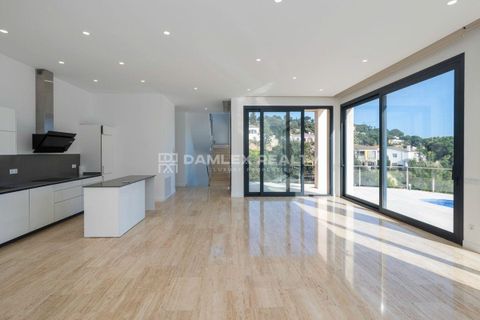 Villa a Tossa De Mar, Gerona, Tossa De Mar - € 1.200.000 | Ref: 75228 - foto 12