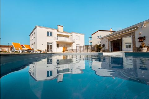 Villa i Buarcos, Coimbra, Buarcos - € 600.000 | Ref: FFMJ 6225 - foto 1