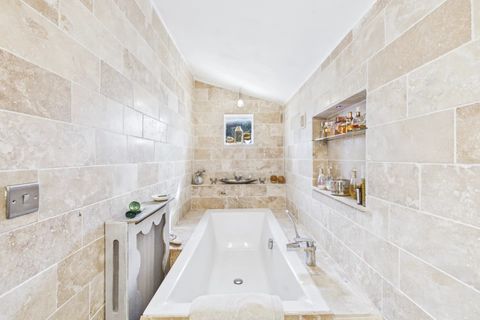 Villa i Le Rouret, Alpes-Maritimes, Le Rouret - € 1.185.000 | Ref: HH-16104613 - foto 9