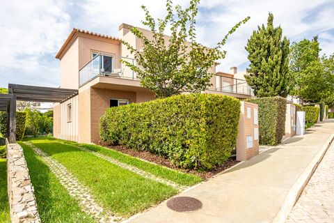 Villa i Lagoa, Faro, Lagoa - € 470.000 | Ref: LUM-21-V/12758 - foto 1
