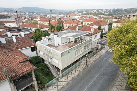 Villa i Guimaraes, Braga, Guimaraes - € 690.000 | Ref: 121751324-326 - foto 1