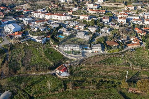 Villa i Guimaraes, Braga, Guimaraes - € 550.000 | Ref: 121751324-335 - foto 8