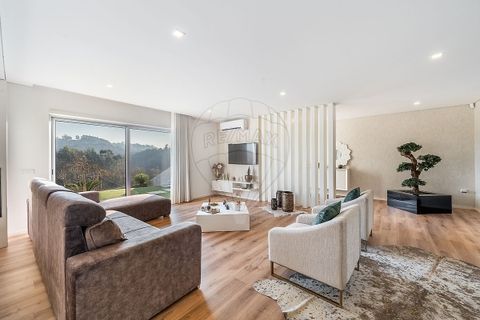 Villa i Guimaraes, Braga, Guimaraes - € 550.000 | Ref: 121751324-335 - foto 25