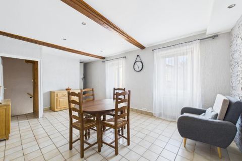 Villa a Volvic, Puy-de-Dome, Volvic - € 197.000 | Ref: 85000 - foto 3
