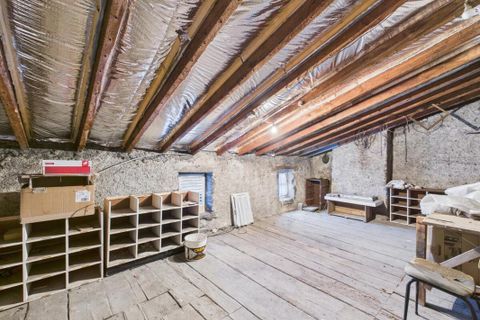 Villa a Volvic, Puy-de-Dome, Volvic - € 197.000 | Ref: 85000 - foto 17