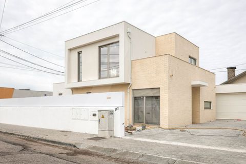 Villa i Aveiro, Aveiro, Aveiro - € 435.000 | Ref: 1012449/26 GL - foto 46