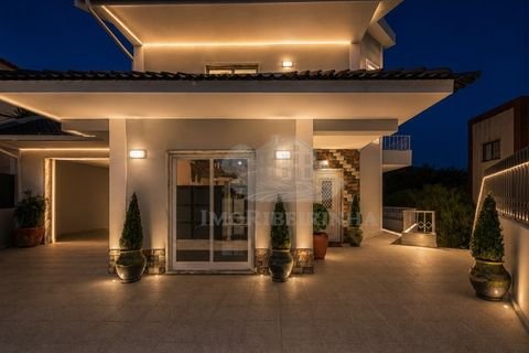 Haus in Alcabideche, Lisbon, Alcabideche - € 990.000 | Ref: M727 - Foto 1