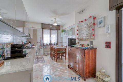 Villa a Padua, Padua, Padua - € 750.000 | Ref: M2103 - foto 7