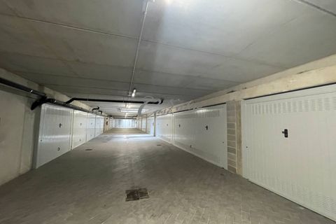 Parkeringsplads i Seregno, Monza and Brianza, Seregno - € 38.000 | Ref: L770 - foto 2