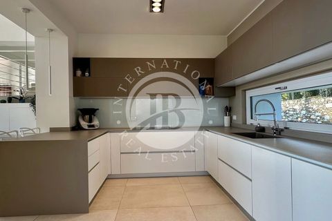 Villa a Verbania, Verbano Cusio Ossola, Verbania - € 1.980.000 | Ref: AG 3 - foto 14