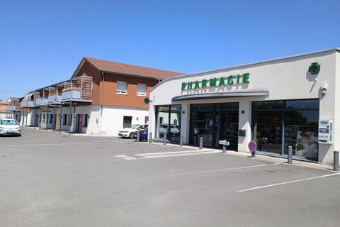 L'establiment comercial a Replonges, Ain, Replonges - € 4.828/mes | Ref: L6775000100070002 - foto 3