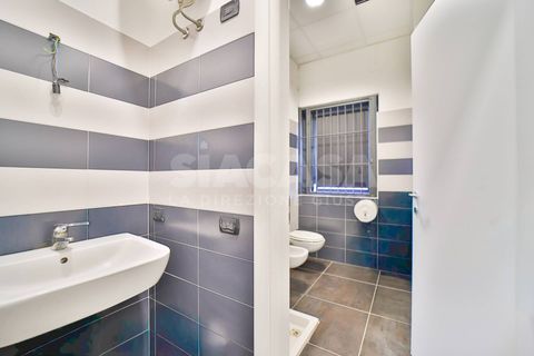 Erhvervsejendom i Vimercate, Monza and Brianza, Vimercate - € 550.000 | Ref: CAP.VIMERCATE-TS550V - foto 13