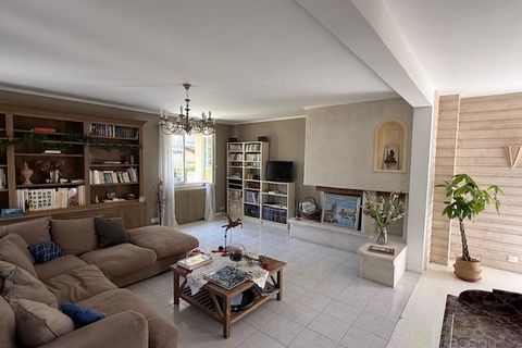 Villa a Chambly, Oise, Chambly - € 399.000 | Ref: 3011443363 - foto 2