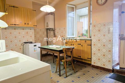 Landsbyhus i Sainte-Gemmes-le-Robert, Mayenne, Sainte-Gemmes-le-Robert - € 49.900 | Ref: 198569 - foto 3