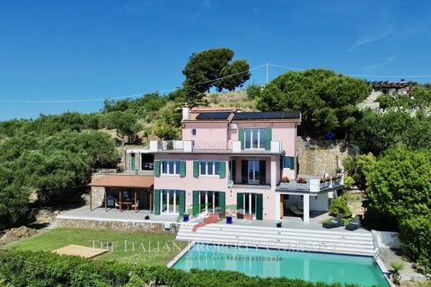Villa i Imperia, Imperia, Imperia - € 990.000 | Ref: E301 - foto 2