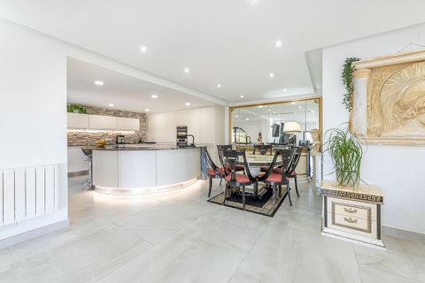Villa a Benalmadena, Malaga, Benalmadena - € 1.190.000 | Ref: HFMs688241 - foto 9