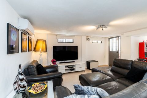 Villa a Estepona, Malaga, Estepona - € 1.600.000 | Ref: HFMs688262 - foto 32