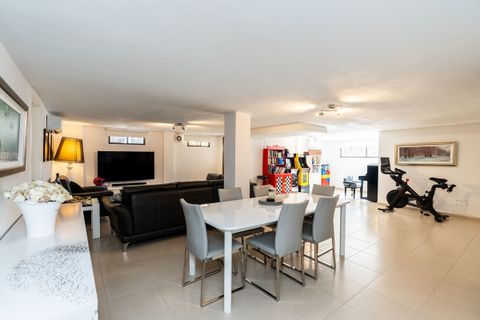 Villa a Estepona, Malaga, Estepona - € 1.600.000 | Ref: HFMs688262 - foto 36