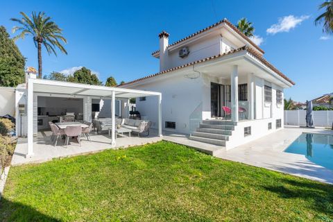 Villa a Estepona, Malaga, Estepona - € 1.600.000 | Ref: HFMs688262 - foto 43