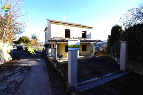 Villa a Montefino, Teramo, Montefino - € 158.000 | Ref: EL1139-814566 - foto 2