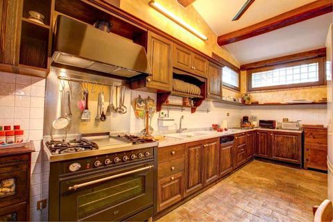 Villa i Giove, Terni, Giove - € 780.000 | Ref: GIOVE10-876682 - foto 19