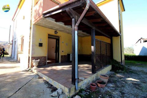 Villa a Montefino, Teramo, Montefino - € 127.000 | Ref: EL1153-940645 - foto 4