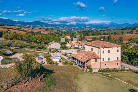 Villa i Matelica, Macerata, Matelica - € 990.000 | Ref: ila-566-940671 - foto 1
