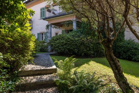 Villa a Verbania, Verbano Cusio Ossola, Verbania - € 1.250.000 | Ref: W-02YG3G-940901 - foto 10