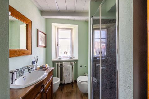 Villa a Verbania, Verbano Cusio Ossola, Verbania - € 1.250.000 | Ref: W-02YG3G-940901 - foto 19