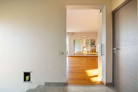 Villa a Ranco, Varese, Ranco - € 1.100.000 | Ref: W-047DYB-940922 - foto 9