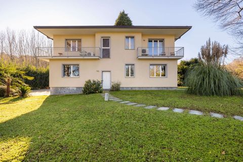 Villa a Ranco, Varese, Ranco - € 1.100.000 | Ref: W-047DYB-940922 - foto 20