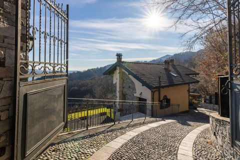 Villa a Arola, Verbano Cusio Ossola, Arola - € 690.000 | Ref: W-046YC6-941031 - foto 24